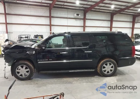 2007 Cadillac Escalade Esv Standard z USA, uszkodzony, nr VIN 1GYFK66867R262853